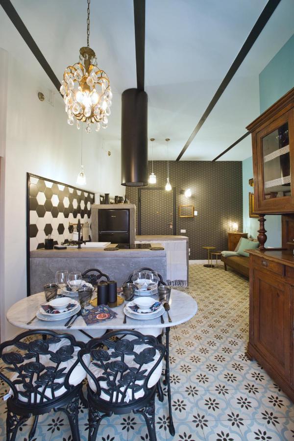 Suite Sul Lago เนมี ภายนอก รูปภาพ